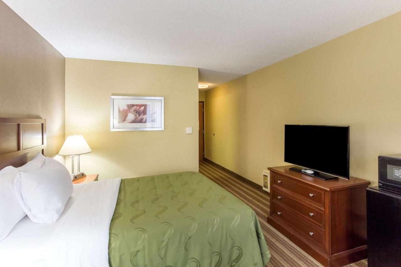 Quality Inn Athens Bagian luar foto