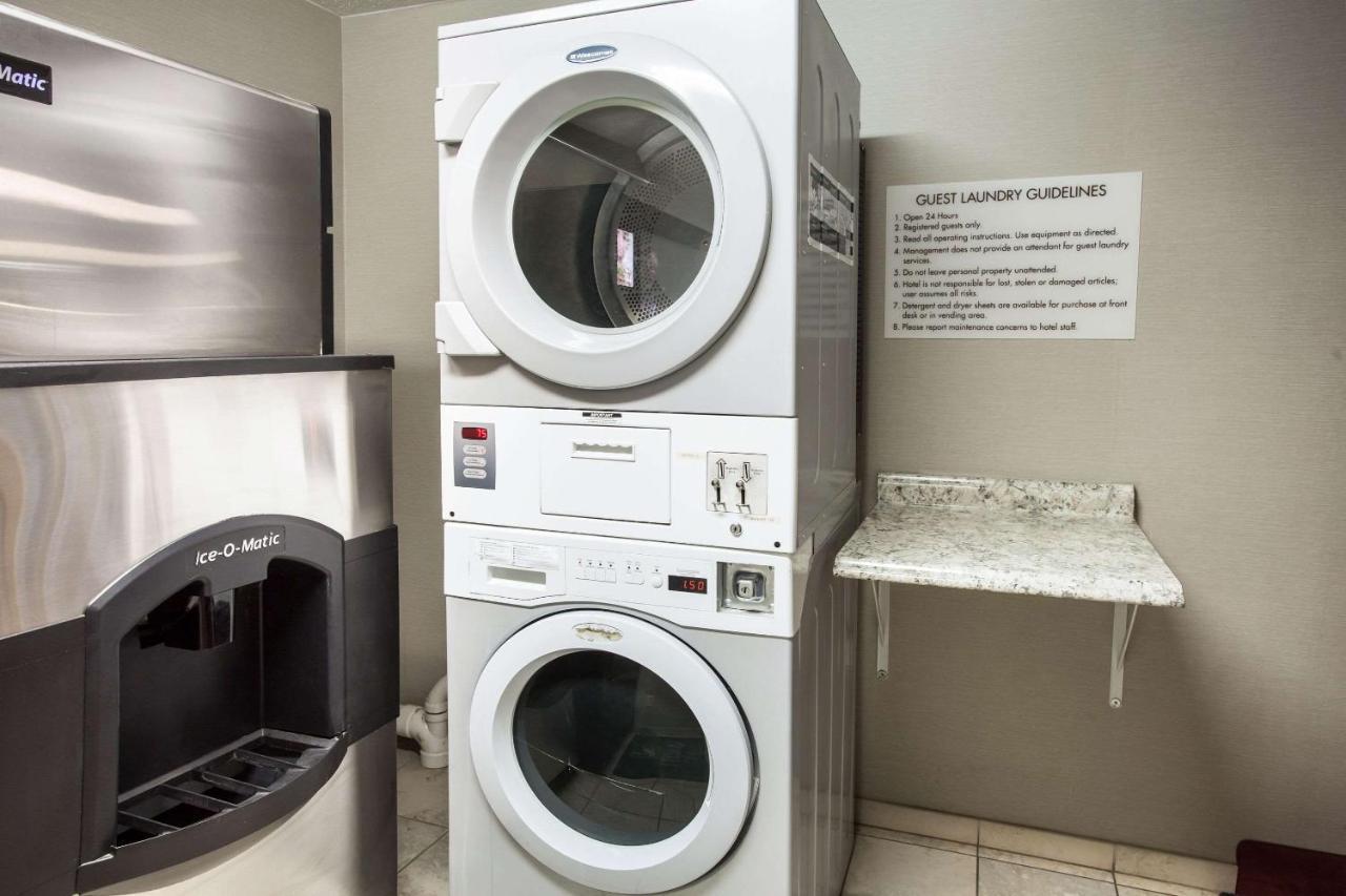Quality Inn Athens Bagian luar foto