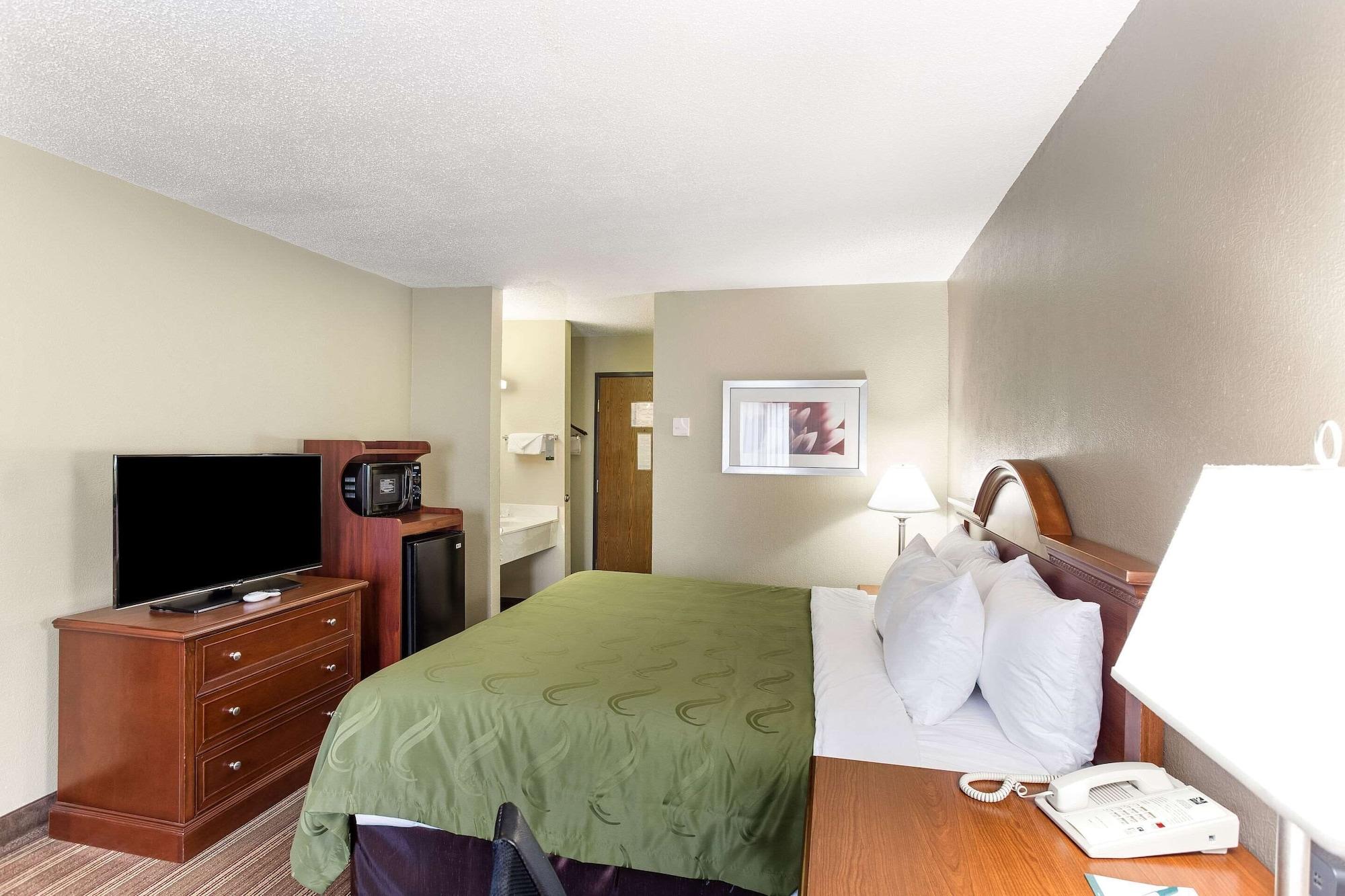 Quality Inn Athens Bagian luar foto