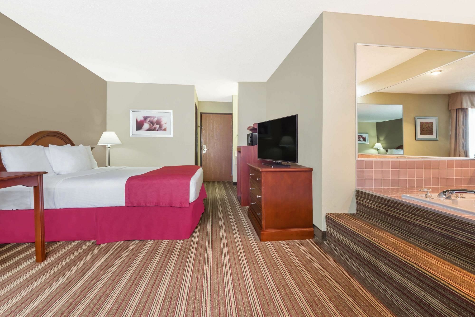 Quality Inn Athens Bagian luar foto
